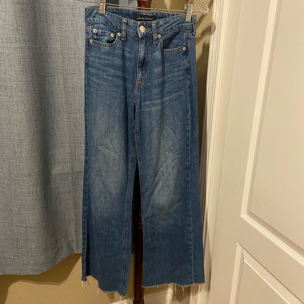 Aeropostale Women's Preloved Blue Jeans High Rise Wide Leg Size 00 Short